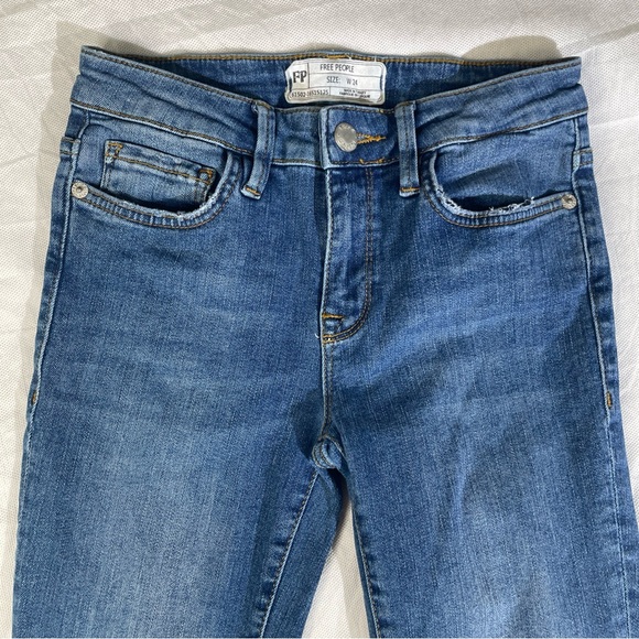 FP Free People Skinny Jeans Women's Size W24 Blue Mid Rise Medium Wash 5-Pocket - Picture 5 of 14